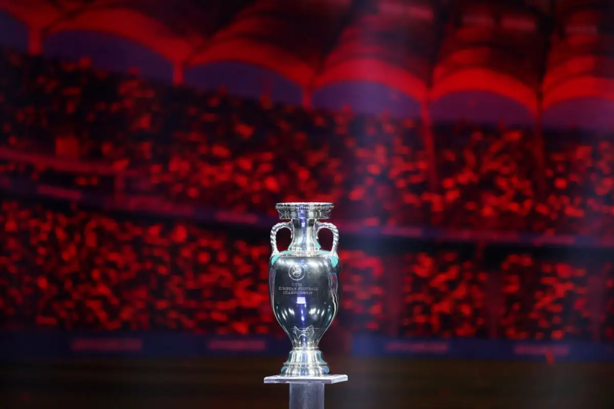 A un mes de la Eurocopa, así se encuentran los equipos principales. 