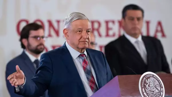 AMLO salud.jpeg