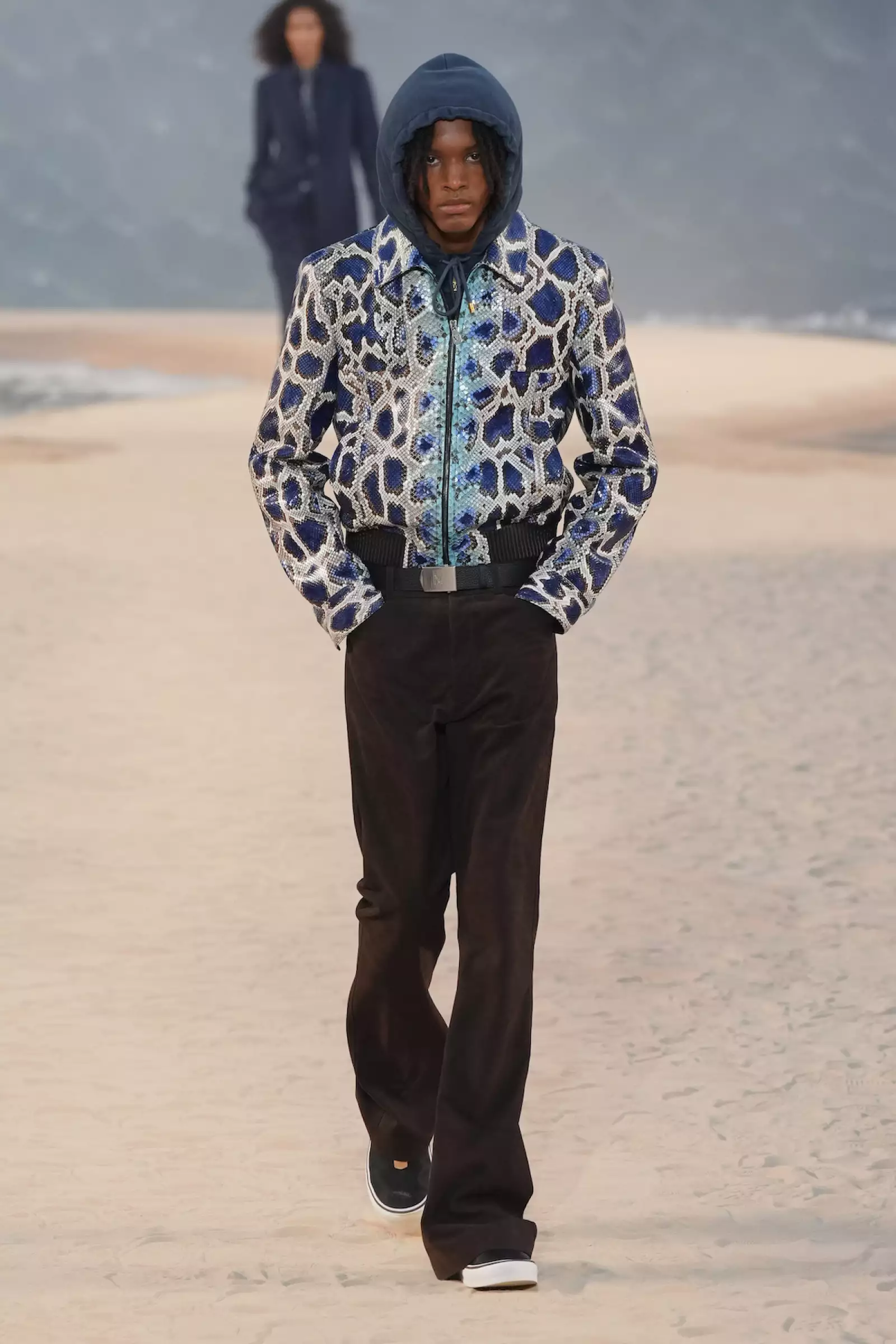 Vuitton m S27 009.jpg