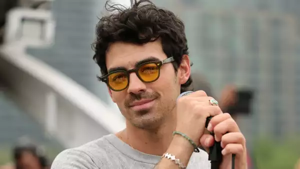 Joe Jonas