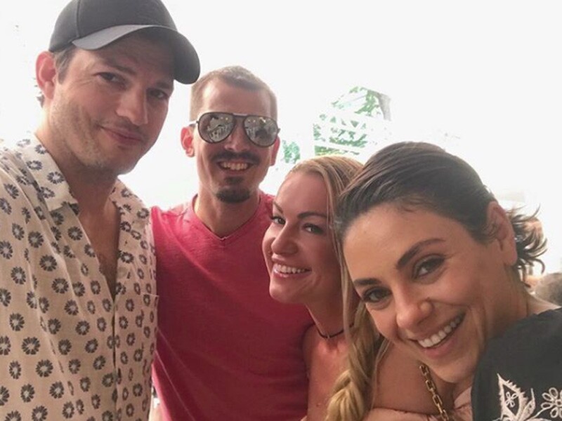 Ashton Kutcher Mila Kunis