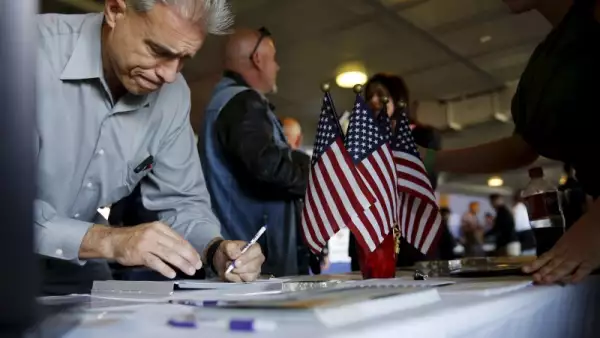 En la semana que terminó el 26 de marzo el númreo de solicitudes de subsidios por desempleo registró 11,000 nuevos registros.