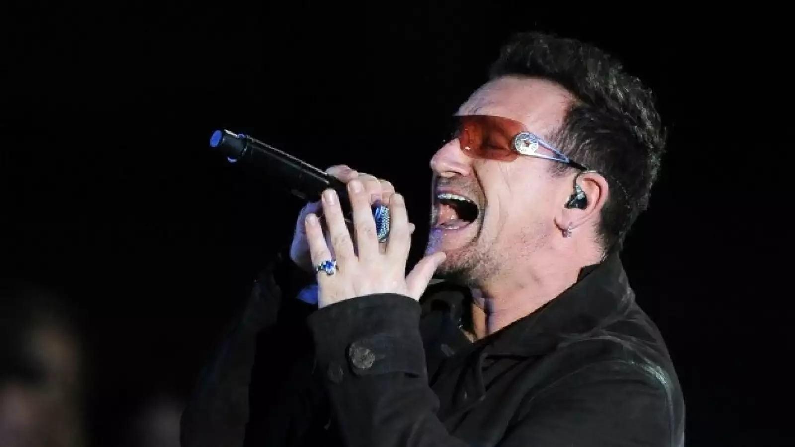 bono en el concierto de la fundacion de clinton