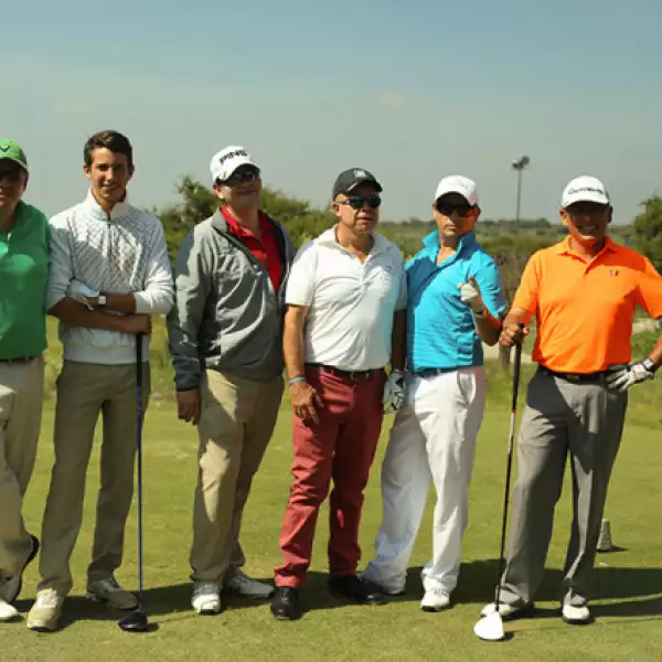 Alex Agandar, Alex Goebel, Alfred Hong, Hugo Burgos, Óscar Cerrada y Jesús Cerrada