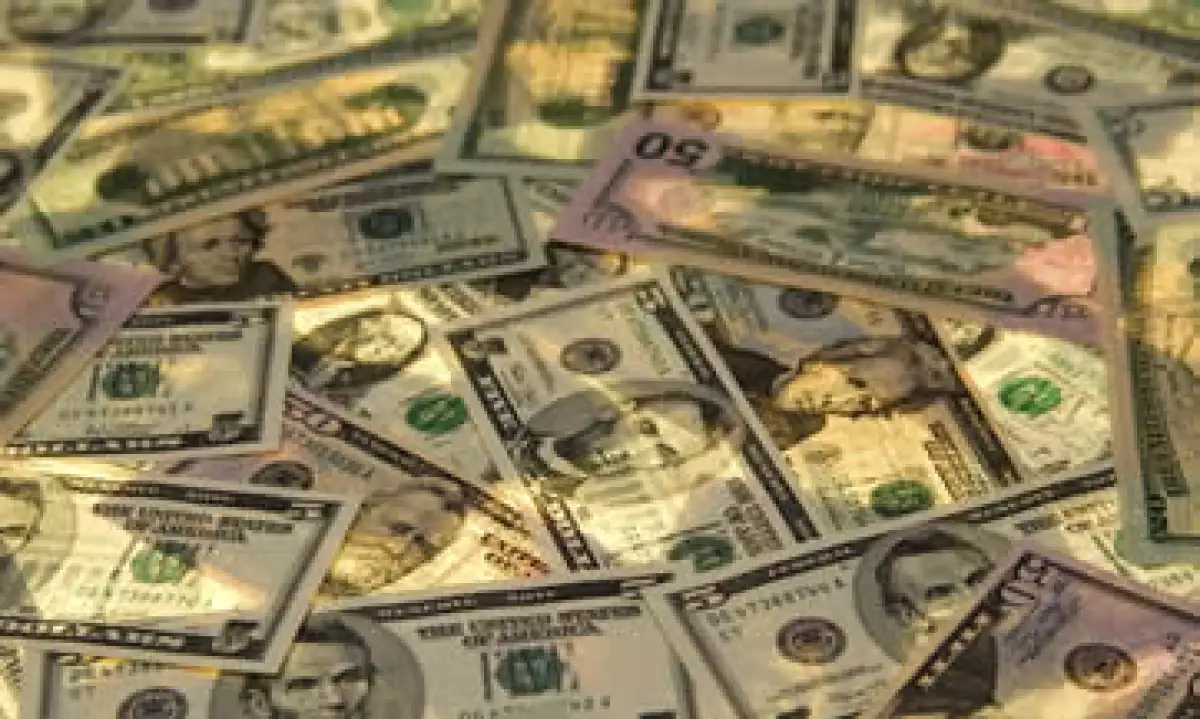 En ventanillas de bancos y casas de cambio, el peso operaba en 11.60 por dólar a la compra y en 12.00 pesos a la venta. (Foto: Photos to go)