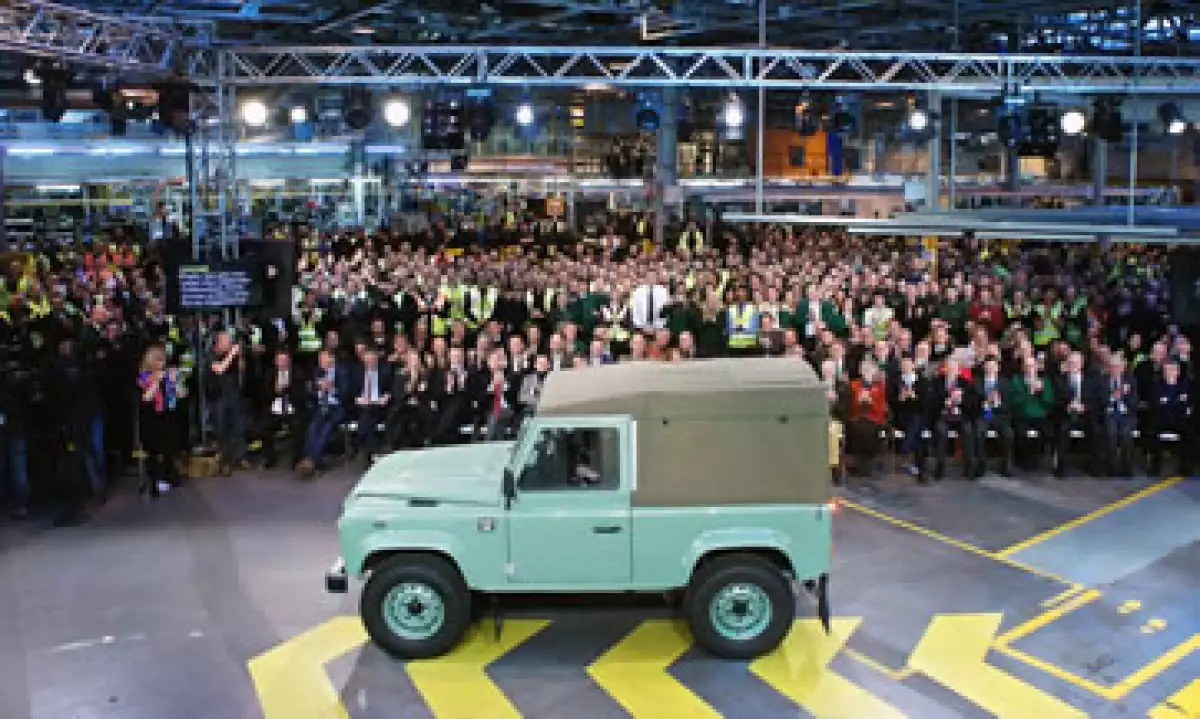 Land Rover Defender Despedida
