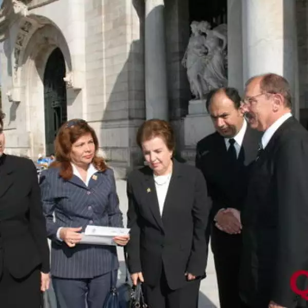 Sari Bermúdez, Marek Keller