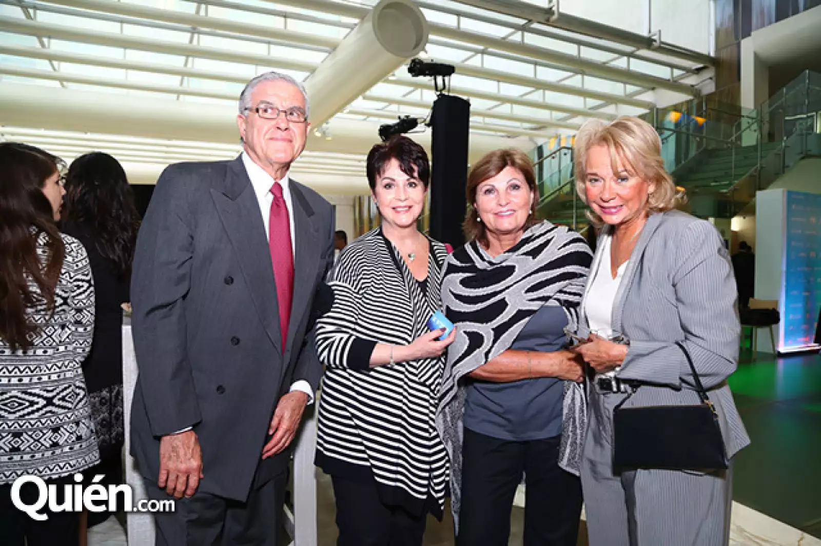 Cristina Velasco, Luis Velasco, Aurora Delgado y Olga Sánchez Cordero