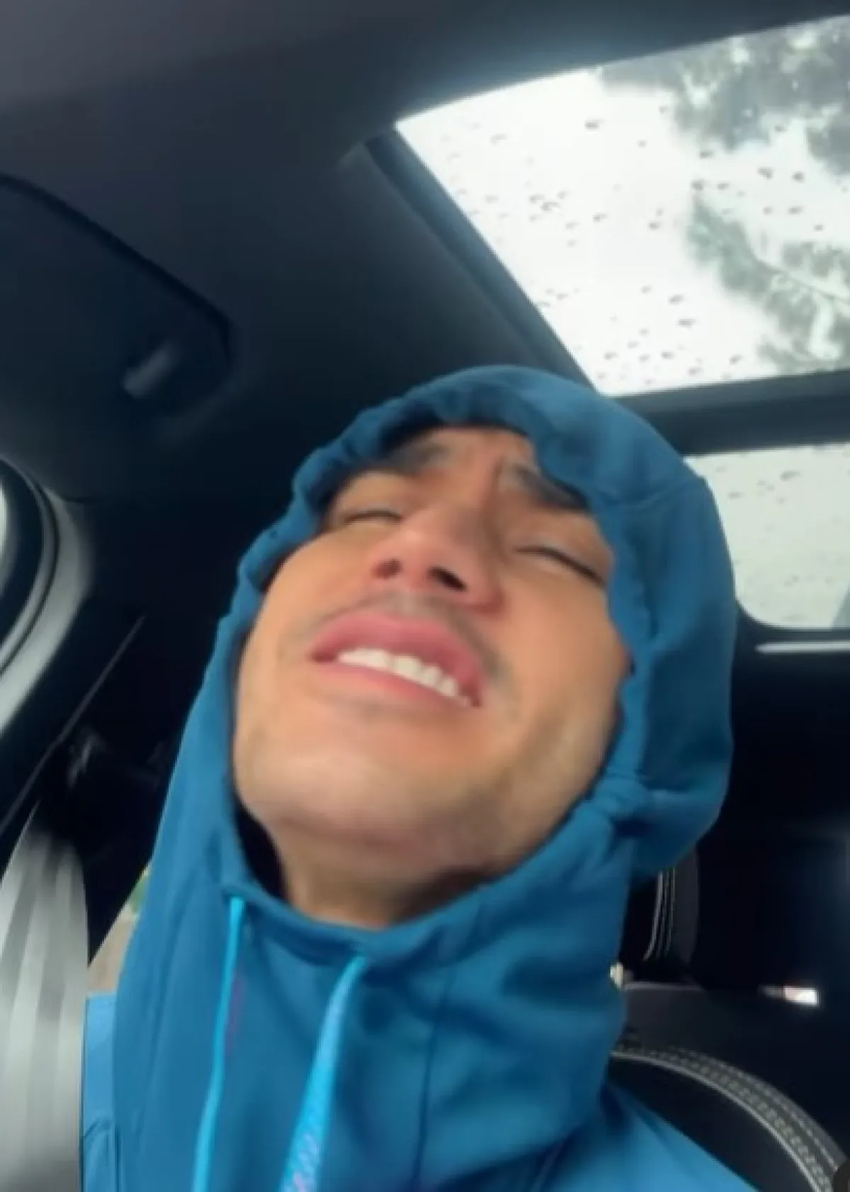 alex1.jpg
