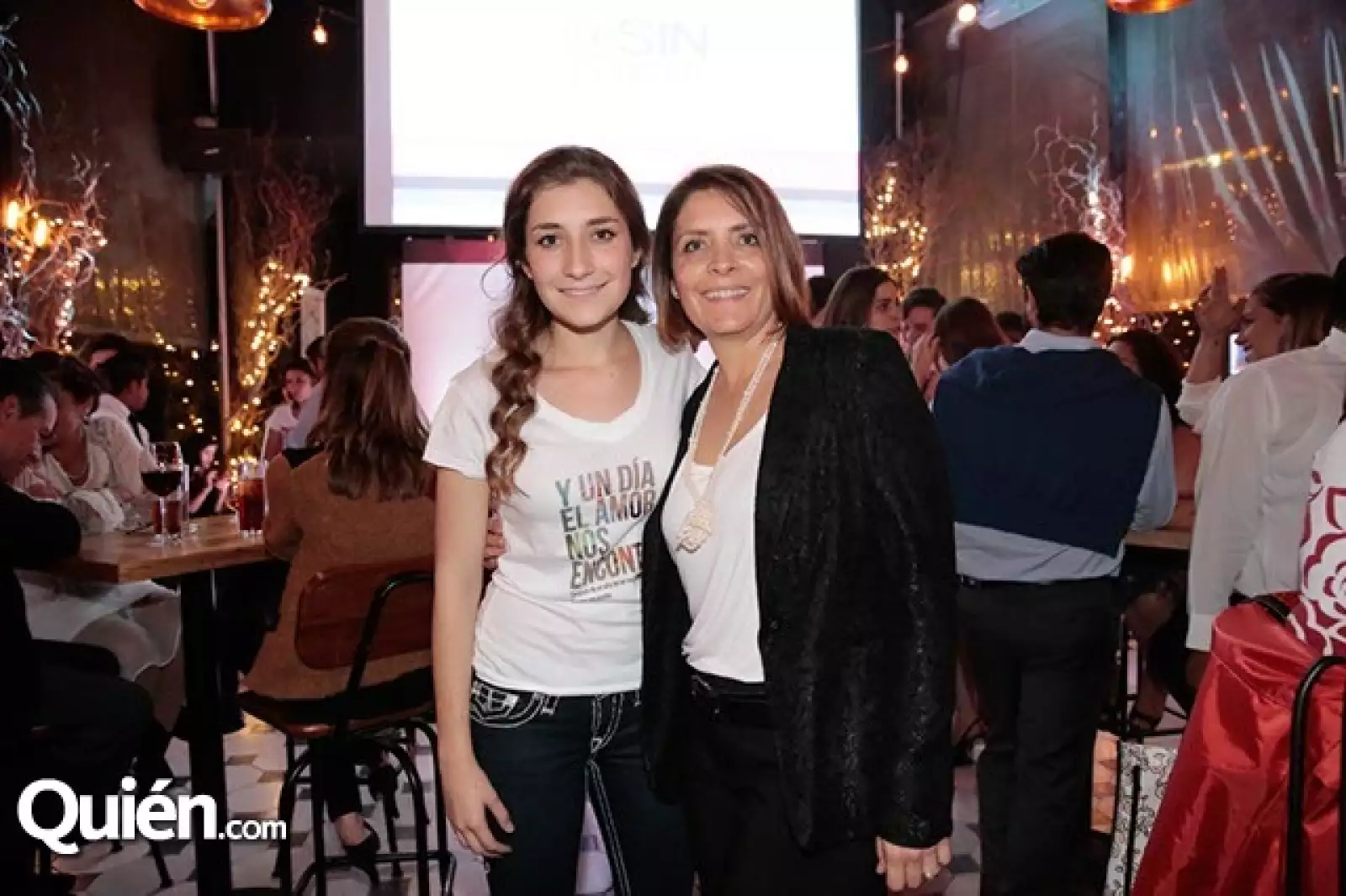 Mariana Ruenes y Lorena de la Fuente