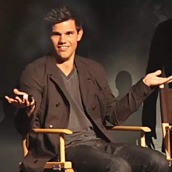 En la convención con el elenco de la película Twilight en Los Ángeles, California