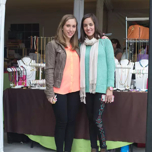 Paulina Trejo y Regina Calzada