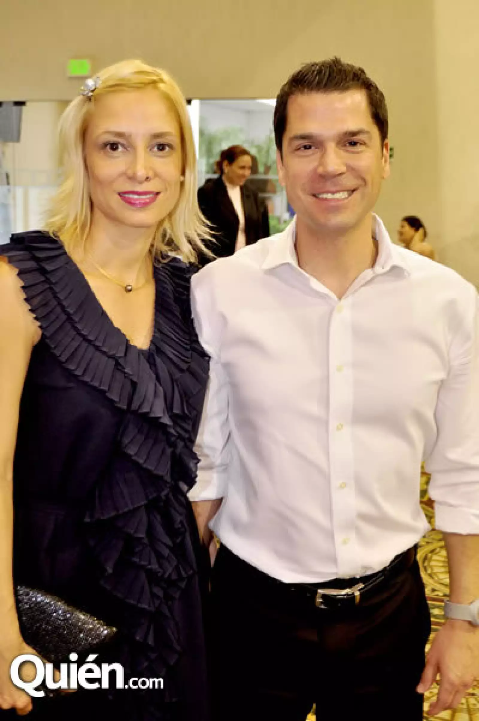 Karla Jiménez de Garza y Gabriel Garza