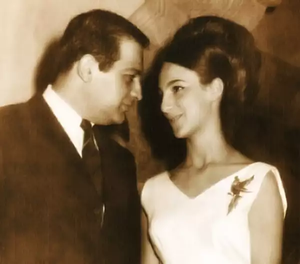 Slim dice que su mamá era pareja con sus hijos, y que se afligió al ver que el anillo de bodas de Soumaya, esposa de Slim, era más grande que el de su otra nuera.