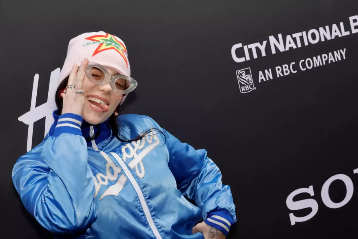 Billie Eilish fue a un evento anual organizado por Variety donde dijo que es queer.