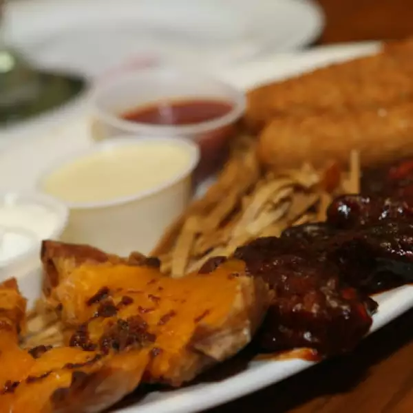 Sergio Gabriel y Pamela Jean.
