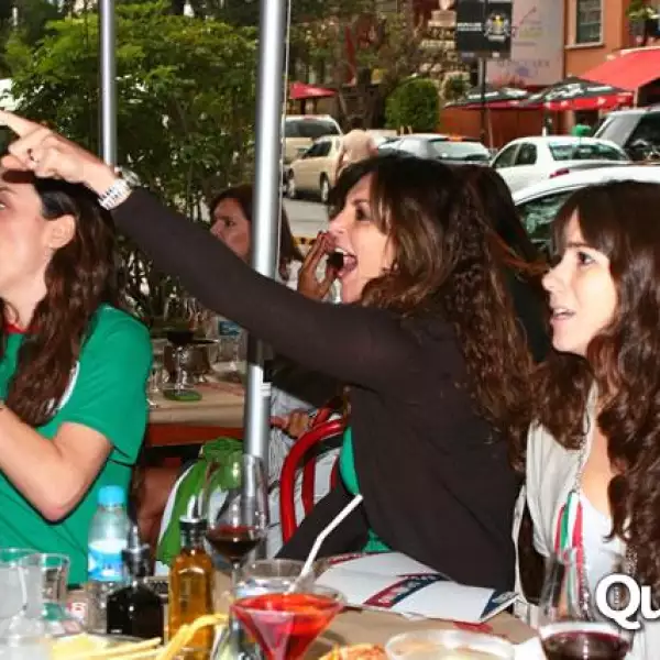 Ambiente Partido México Francia Polanco