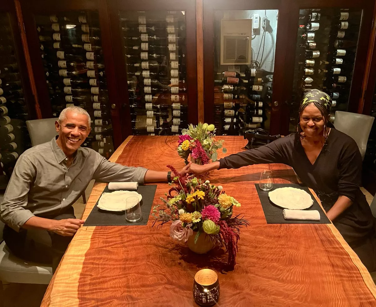 michelle-obama-barack-obama-reaparecen