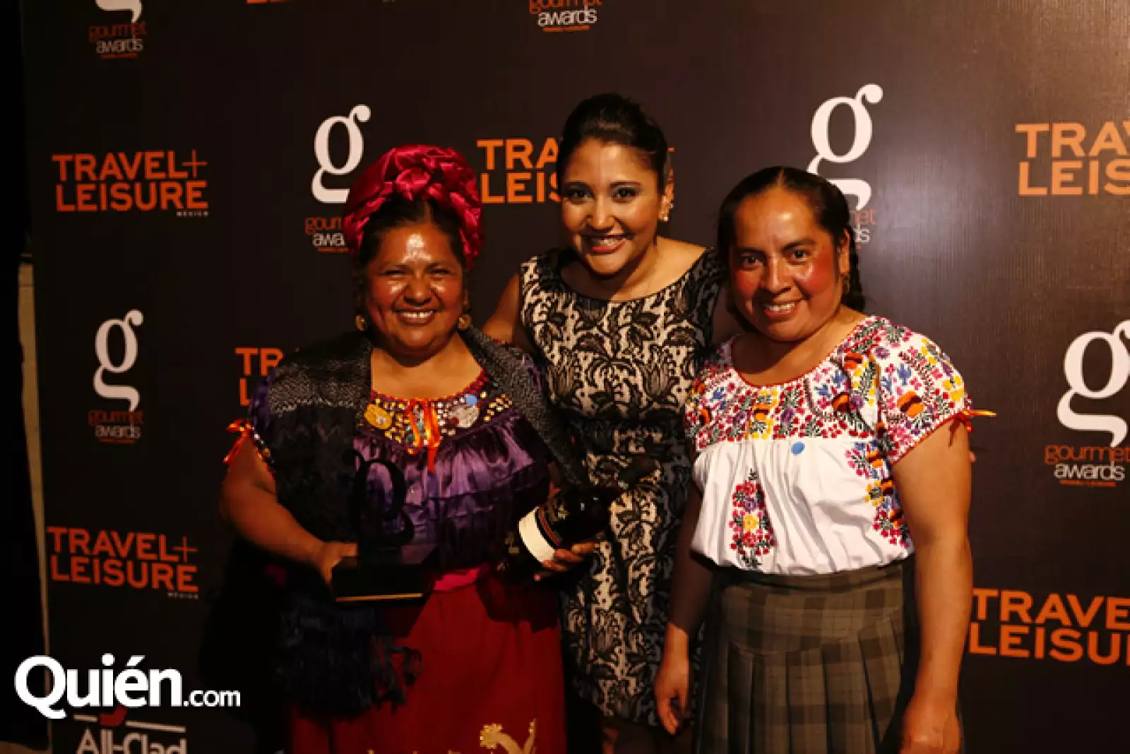 Abigail Mendoza,Maite Zeron,Rufina Mendoza