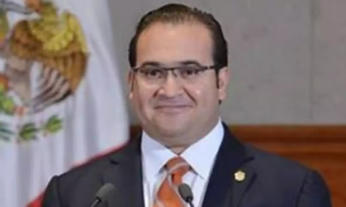 Legisladores opositores buscaban enjuiciar políticamente al gobernador de Veracruz Javier Duarte de Ochoa. (Foto: Facebook/Javier Duarte )