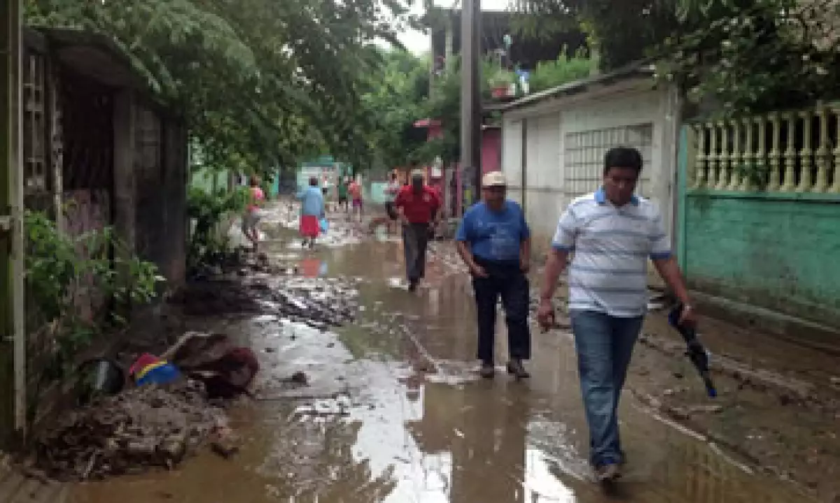 La tormenta Manuel dejó decenas de miles de damnificados. (Foto: Notimex)