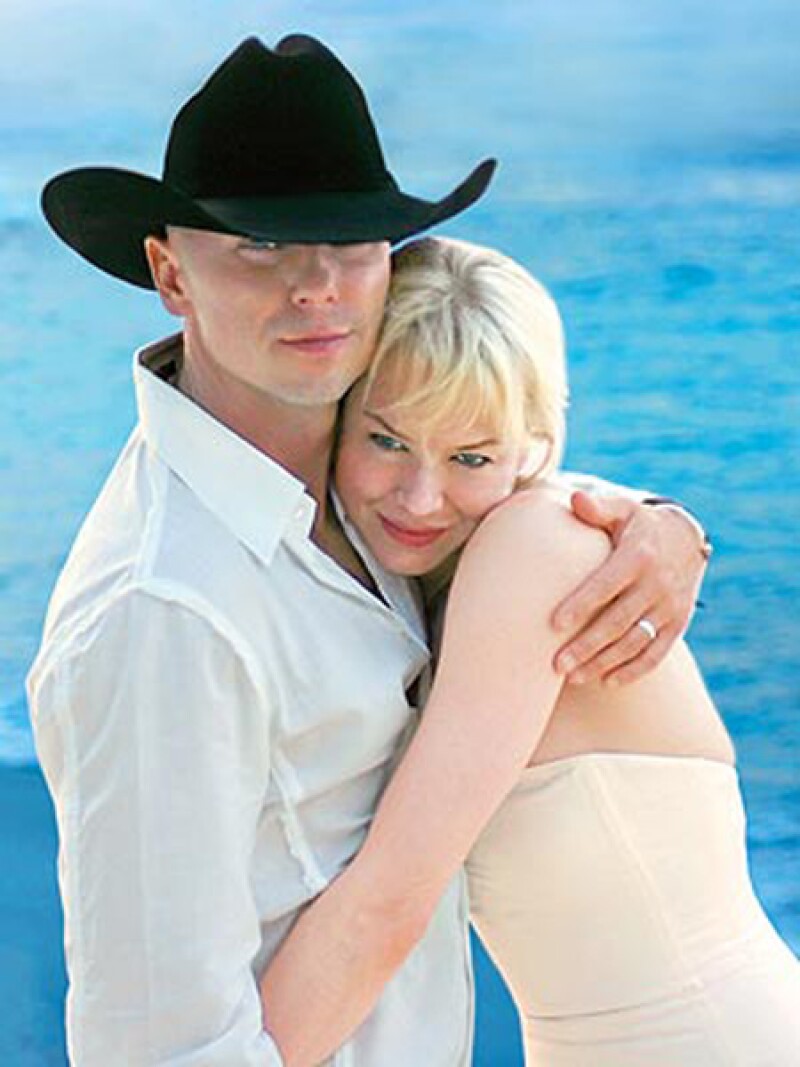 RENÉE ZELLWEGER Y KENNY CHESNEY. La actriz se casó el 9 de mayo de 2005 en Saint John, una de las islas vírgenes que se encuentran en el Caribe. A la unión sólo asistieron 35 personas. Cuatro meses después ella pidió la anulación del matrimonio.