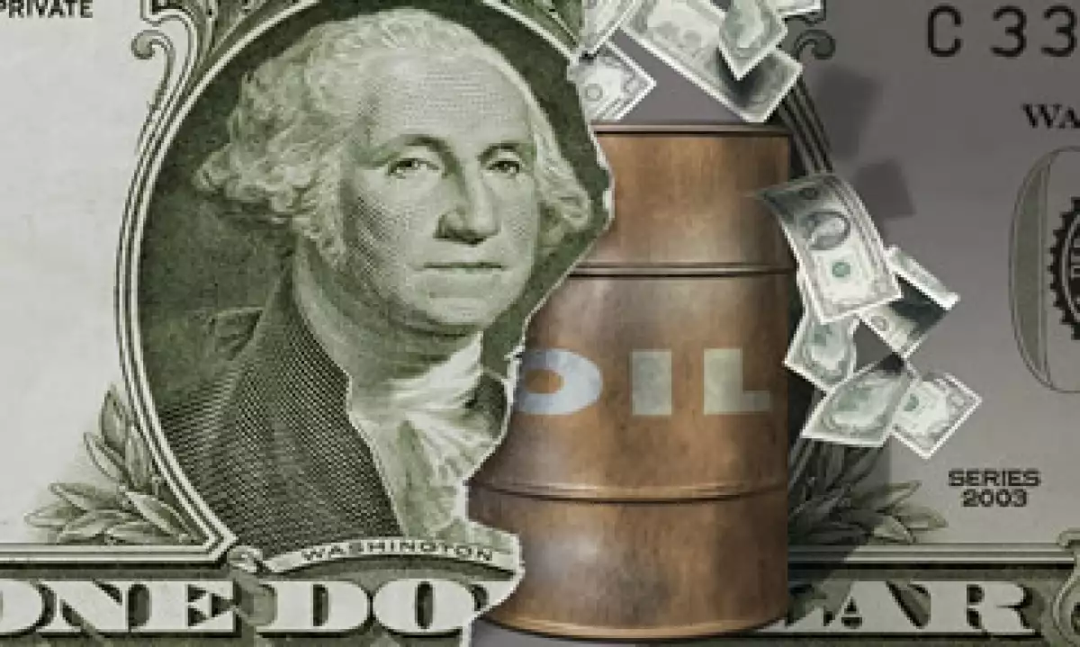 Los ingresos asociados a la actividad petrolera propuestos por el Ejecutivo federal para 2012 se estiman en un billón 147,831 millones de pesos. (Foto: Thinkstock)
