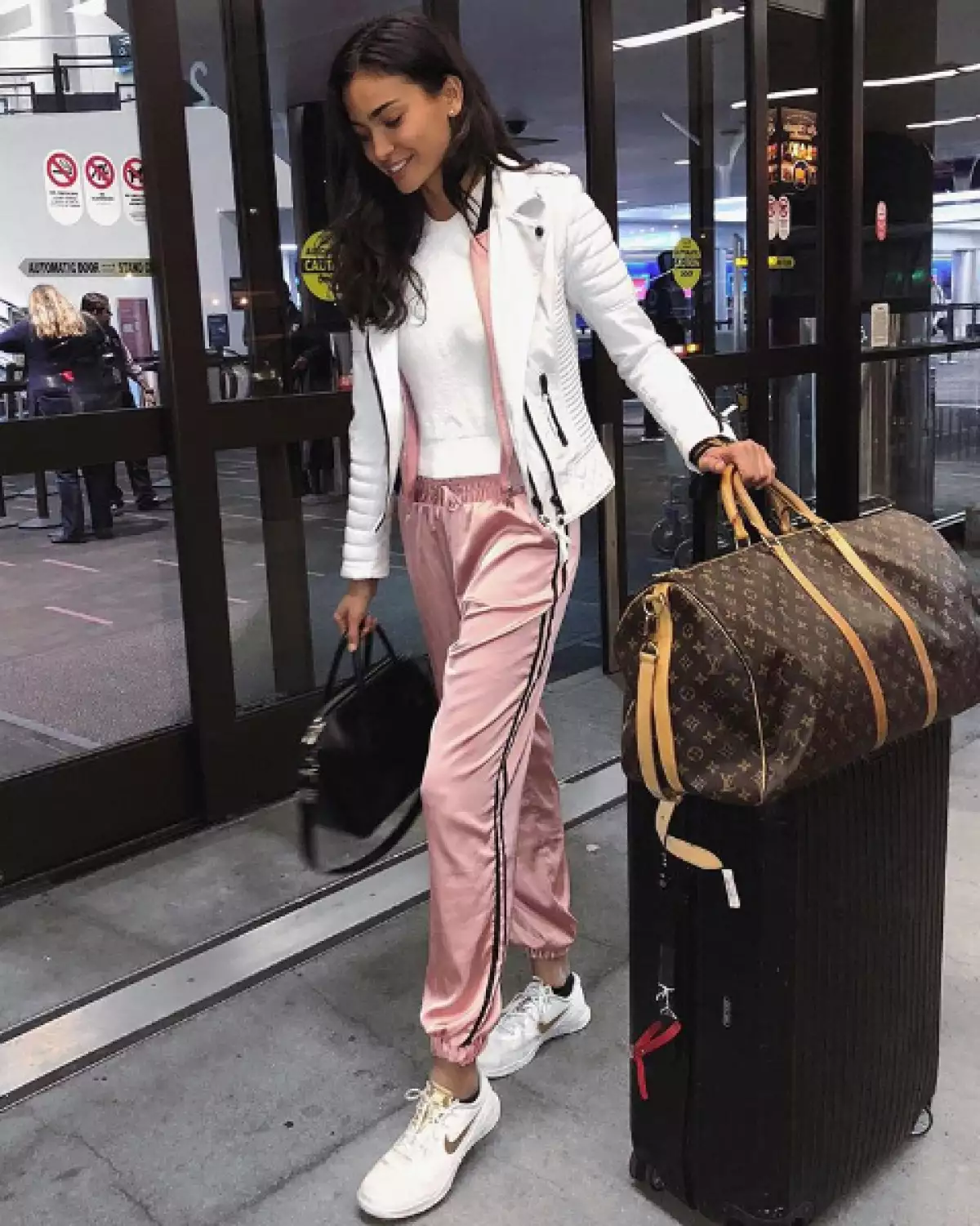 Kelly Gale