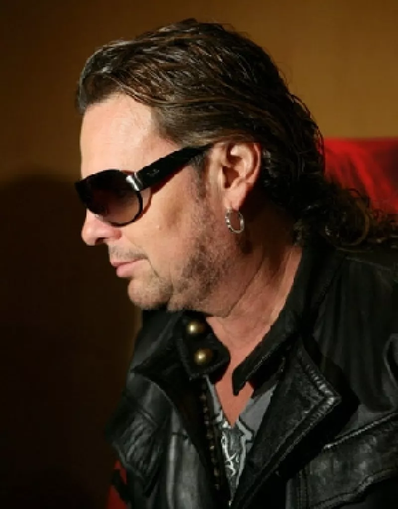 El líder de Maná se encuentra de luto, tras la muerte de su madre, Rosario Sierra, ocurrida el 10 de marzo.