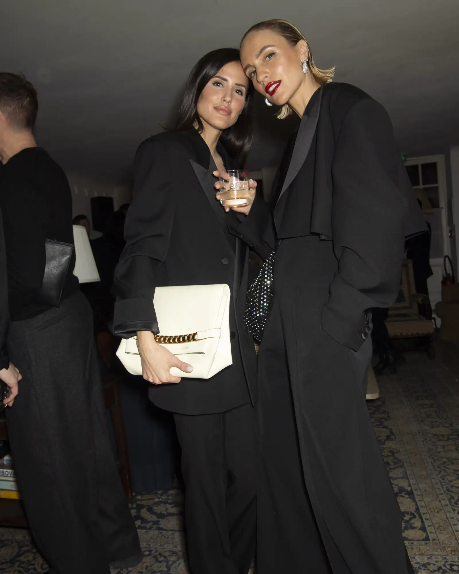 VB AW23 COCKTAILS    32.JPG