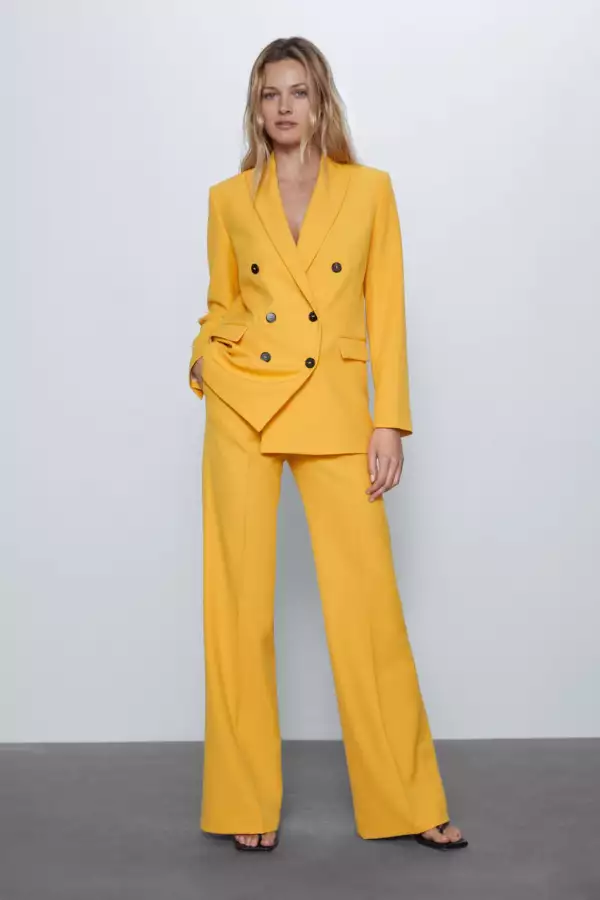zara-conjunto-amarillo