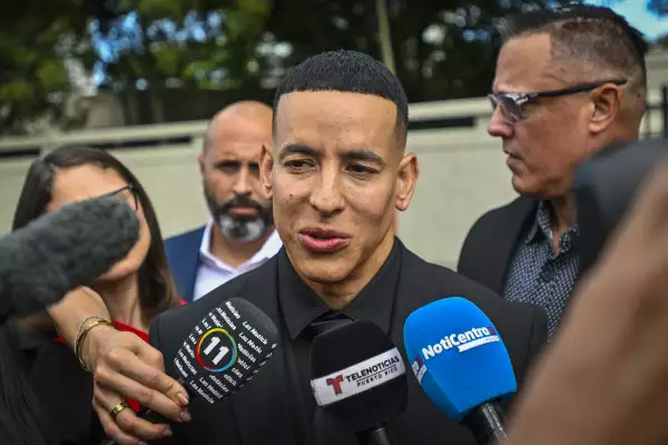 Daddy Yankee Attends A Hearing For His Lawsuit Against Wife Mireddys Gonzalez