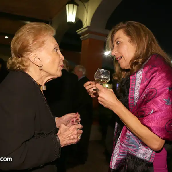 June Lowell e Yvonne Severne
