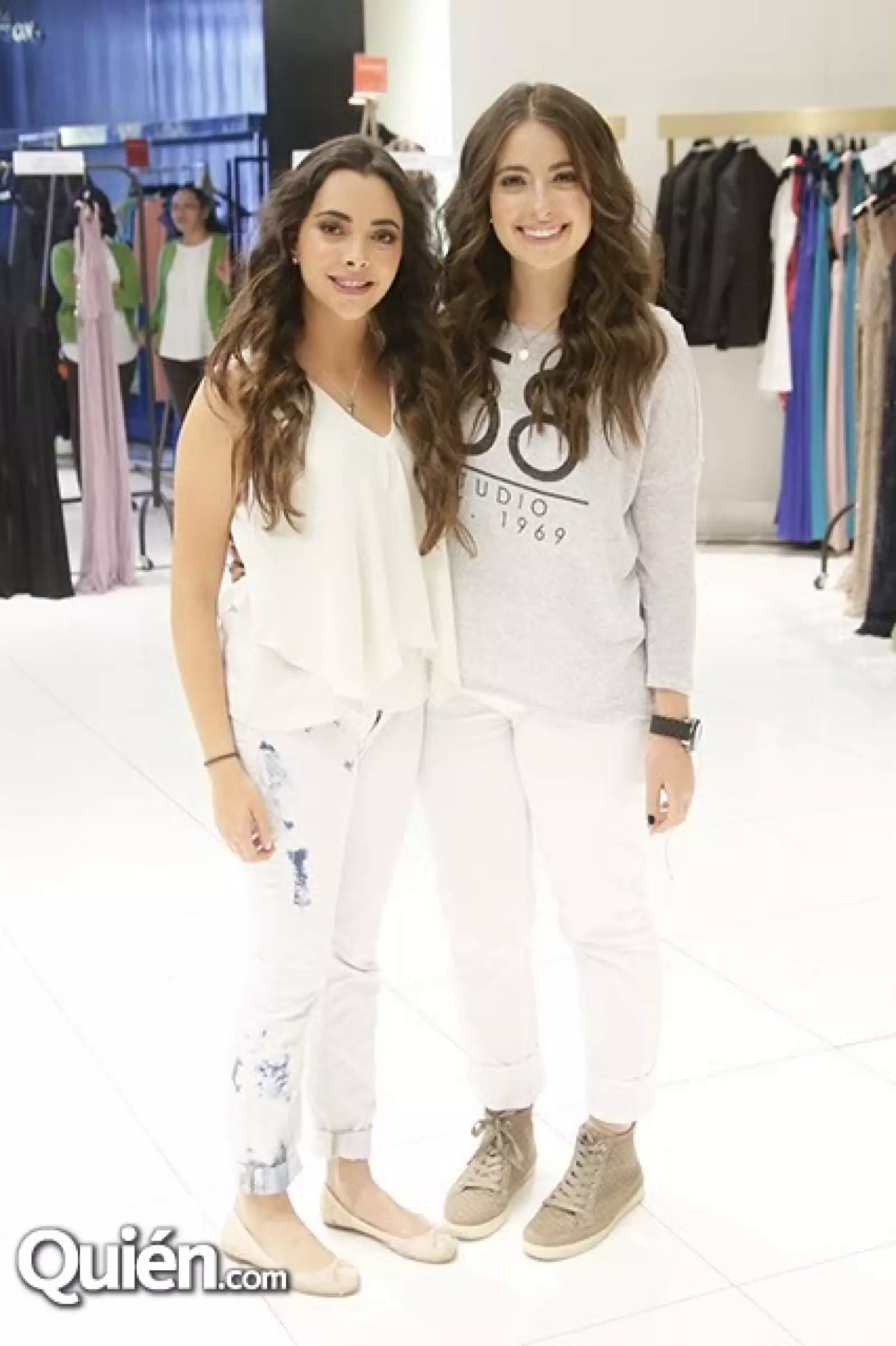 Johanna Serna y Beatriz Oechler