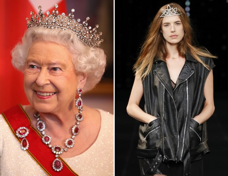 Las tiaras son uno de los accesorios must para la temporada. Saint Laurent complementó esta pieza con looks grunges.