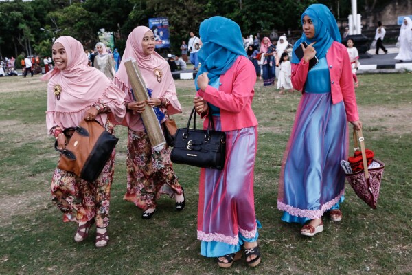 Indonesia tiene más de 200 millones de creyentes en el islam, religión que ha sido constantemente atacada por el magnate.