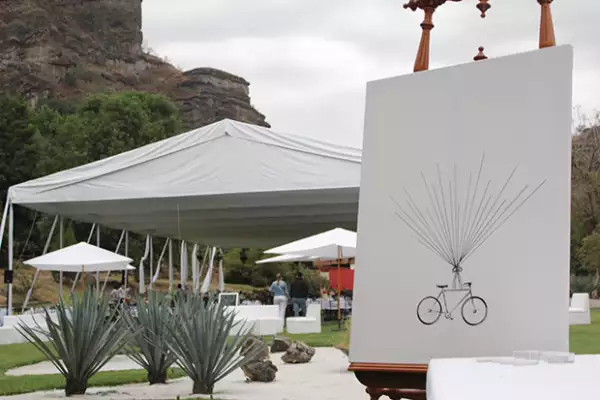 Han realizado todo tipos de eventos, desde bodas más casuales hasta las más elegantes.