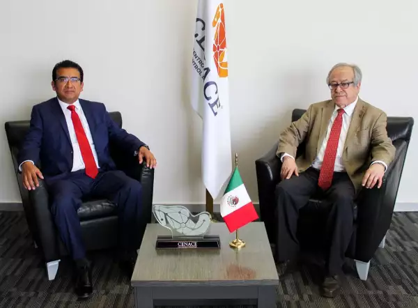 Carlos Melendez y Ricardo Octavio Mota