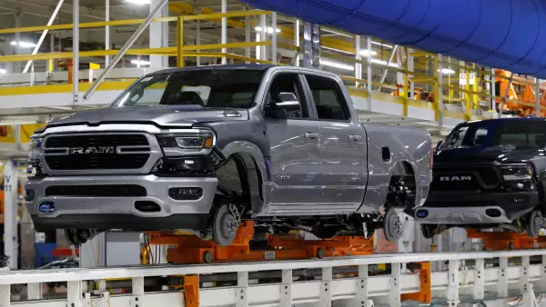 Fiat Chrysler remodela plantas en EU