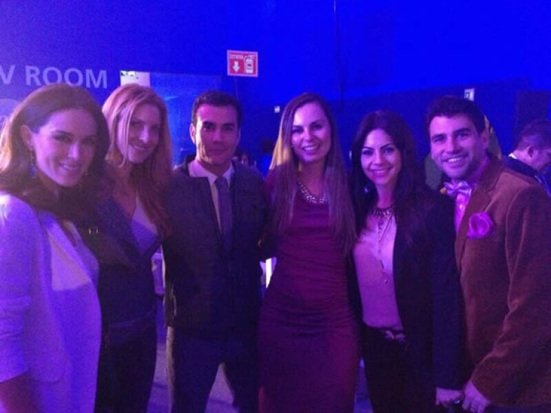 Jacky, Marcela Cueva,s David Zepeda, María José Suarez, Marisa y Mauricio Barcelata.