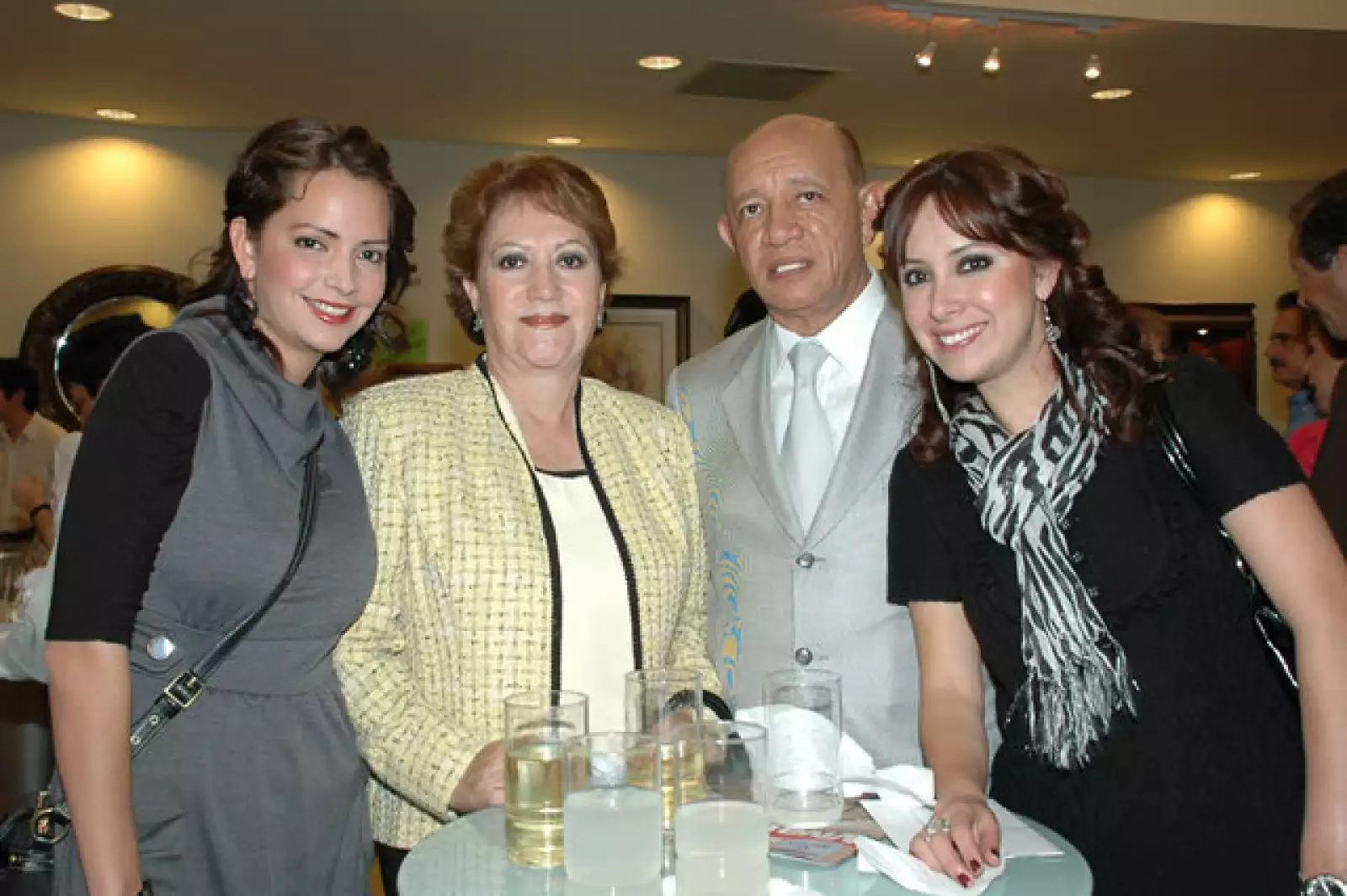 Presentación colchón Selther Lorena Ochoa