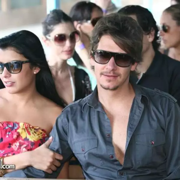 María del Valle,Bobby Domínguez