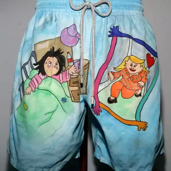 Celia Daniel (Intervención traje de baño Vilebrequin)