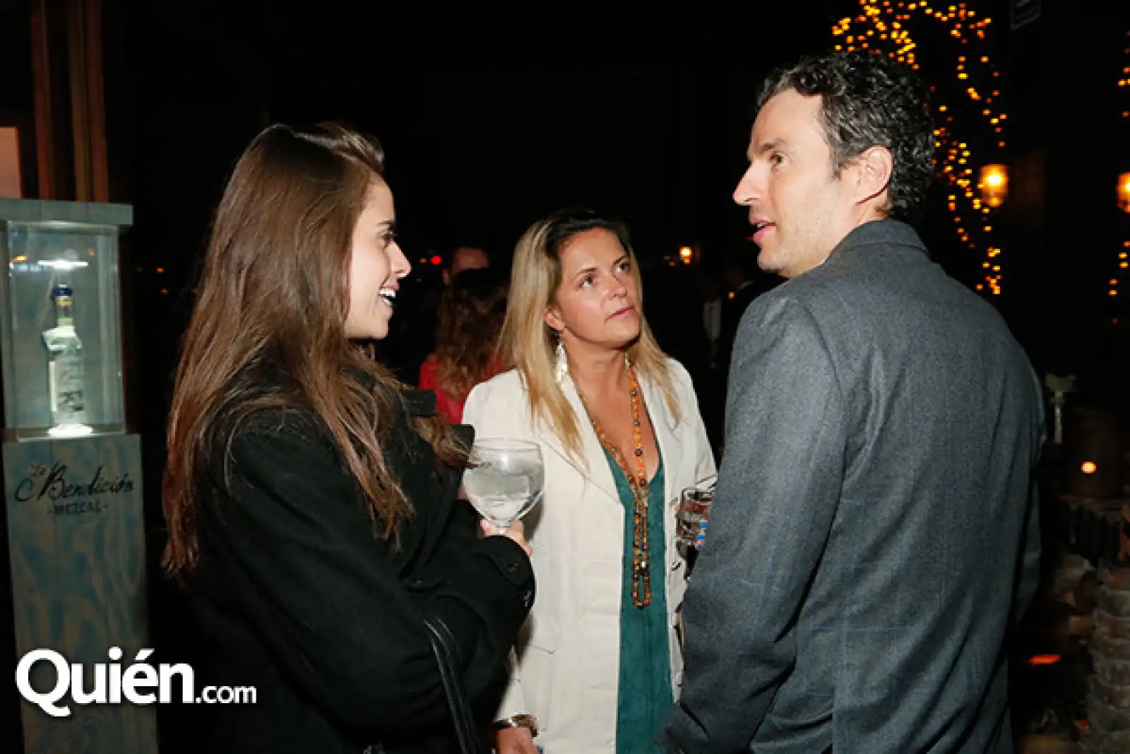 Paulina Barrios, Anabella Pezet y Rodrigo Franco