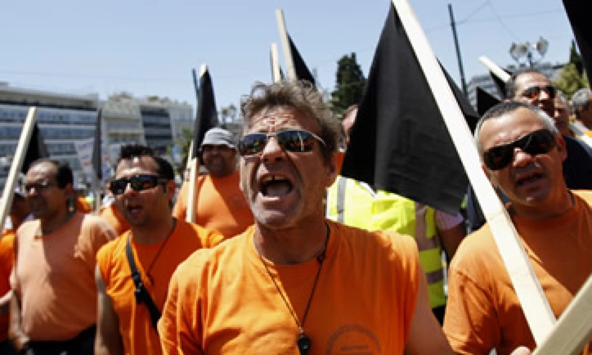 Los términos del paquete de rescate de Grecia incluyen concesiones por parte de acreedores de Grecia. (Foto: AP)