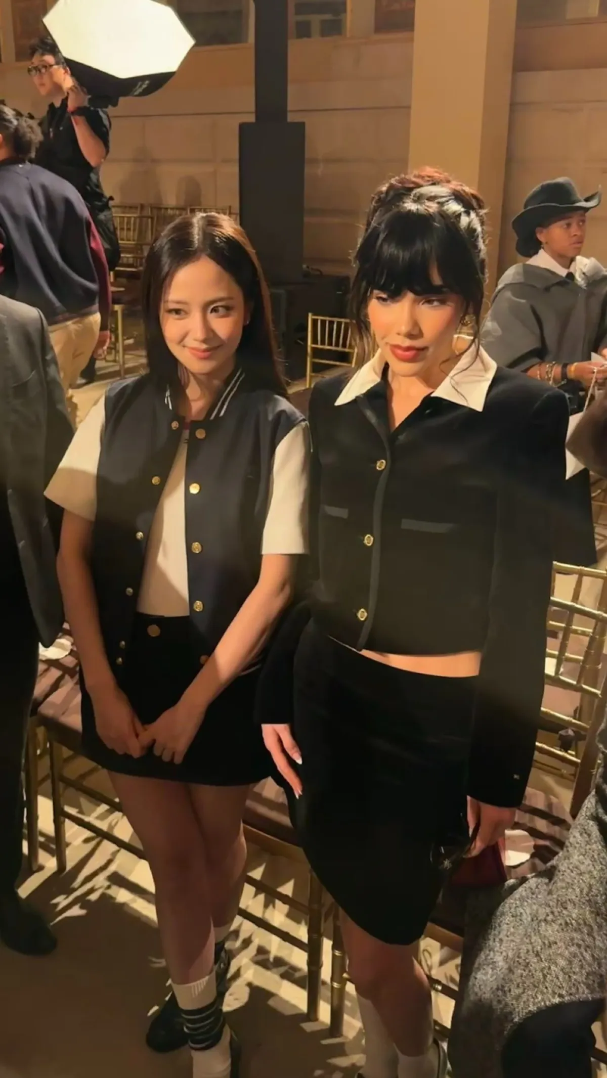 Kenia Os y Jisoo se encuentran en la Semana de la Moda de Nueva York