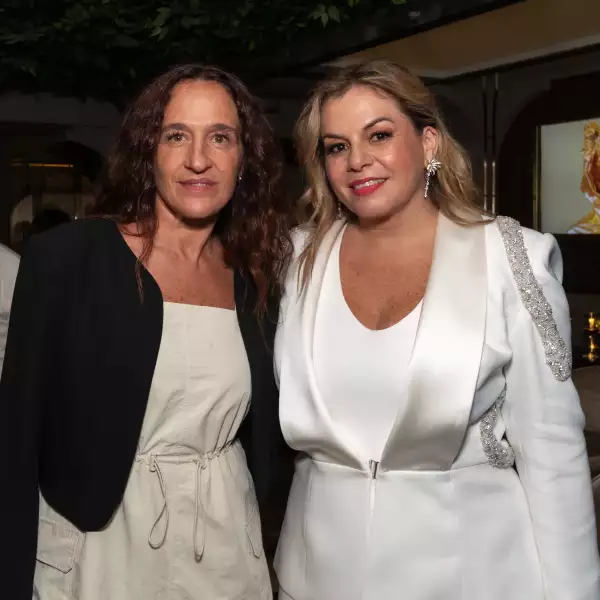 Mariana Braun, Martha BRockman