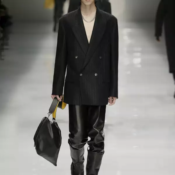 05_FENDI _MAN_FW_20_21.JPG