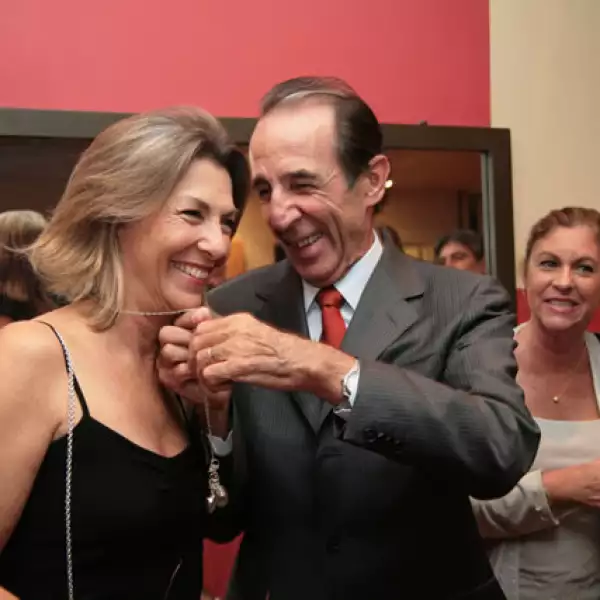 Joyeria diseñada con botones