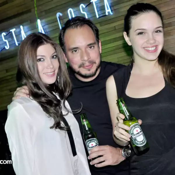 Stefanía Peterson,Dany Osuna y Florence Halifax